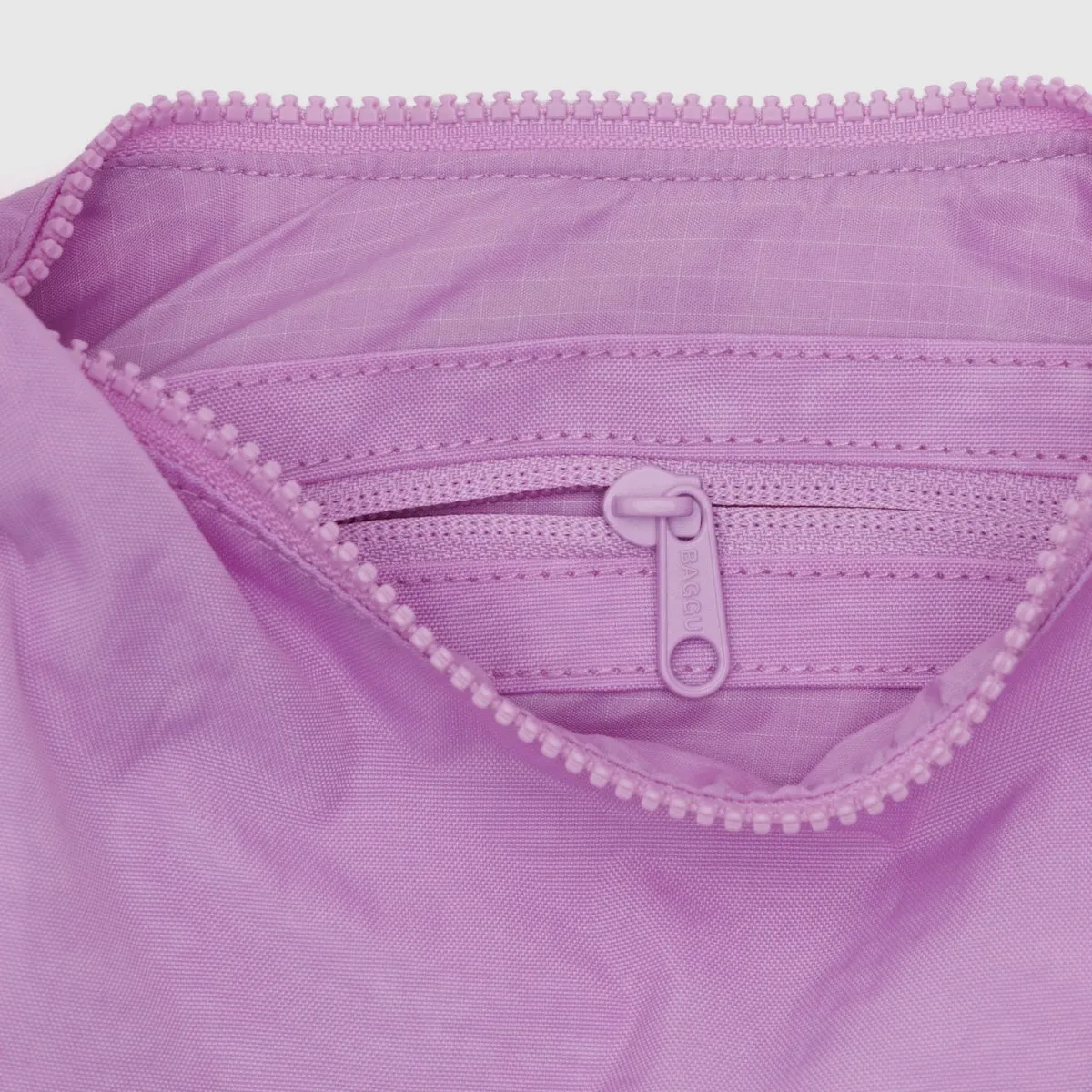 Baggu Small Nylon Crescent Bag in Peony