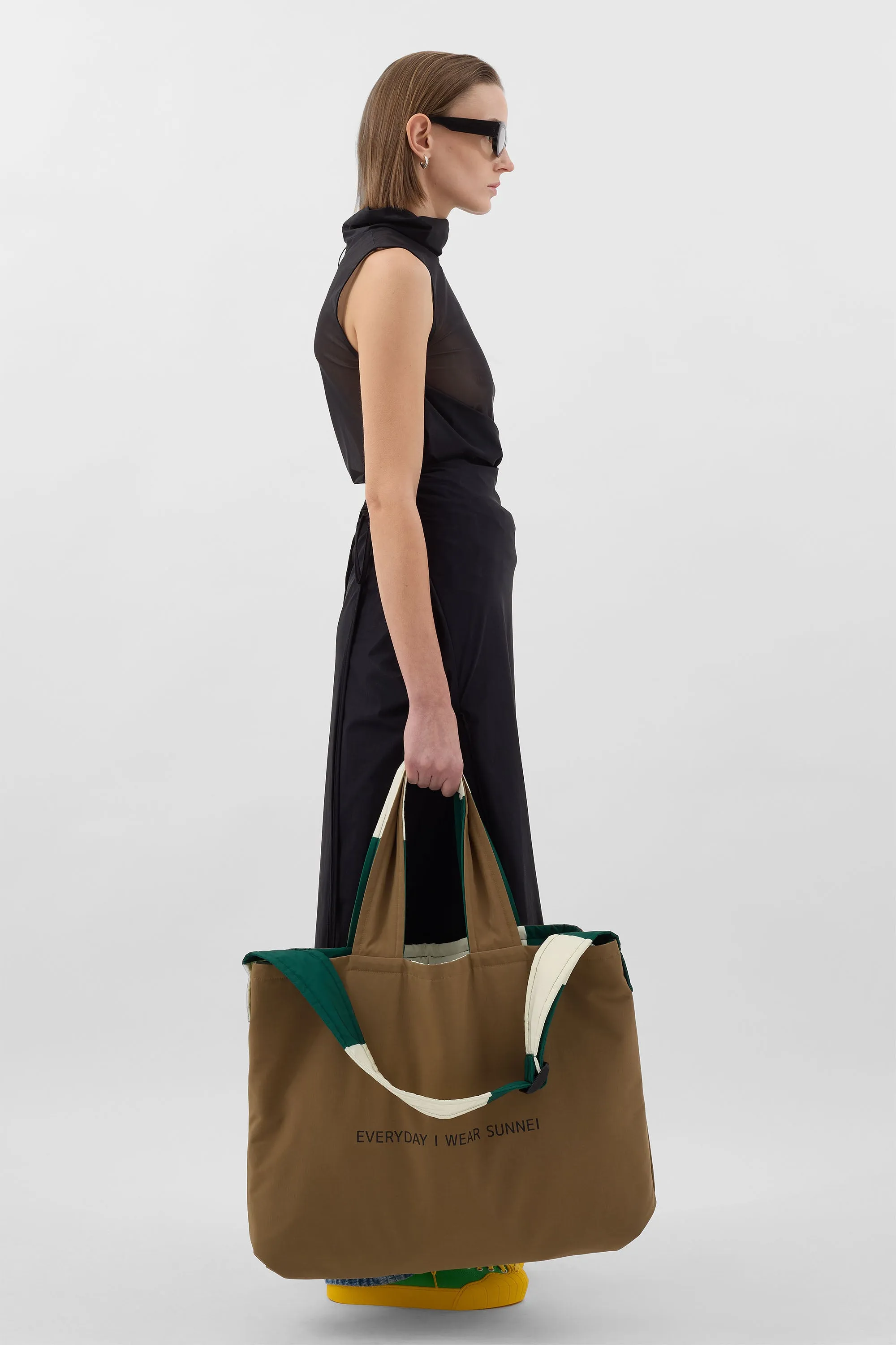 EVERYDAY REVERSIBLE BAG / off white, green & beige