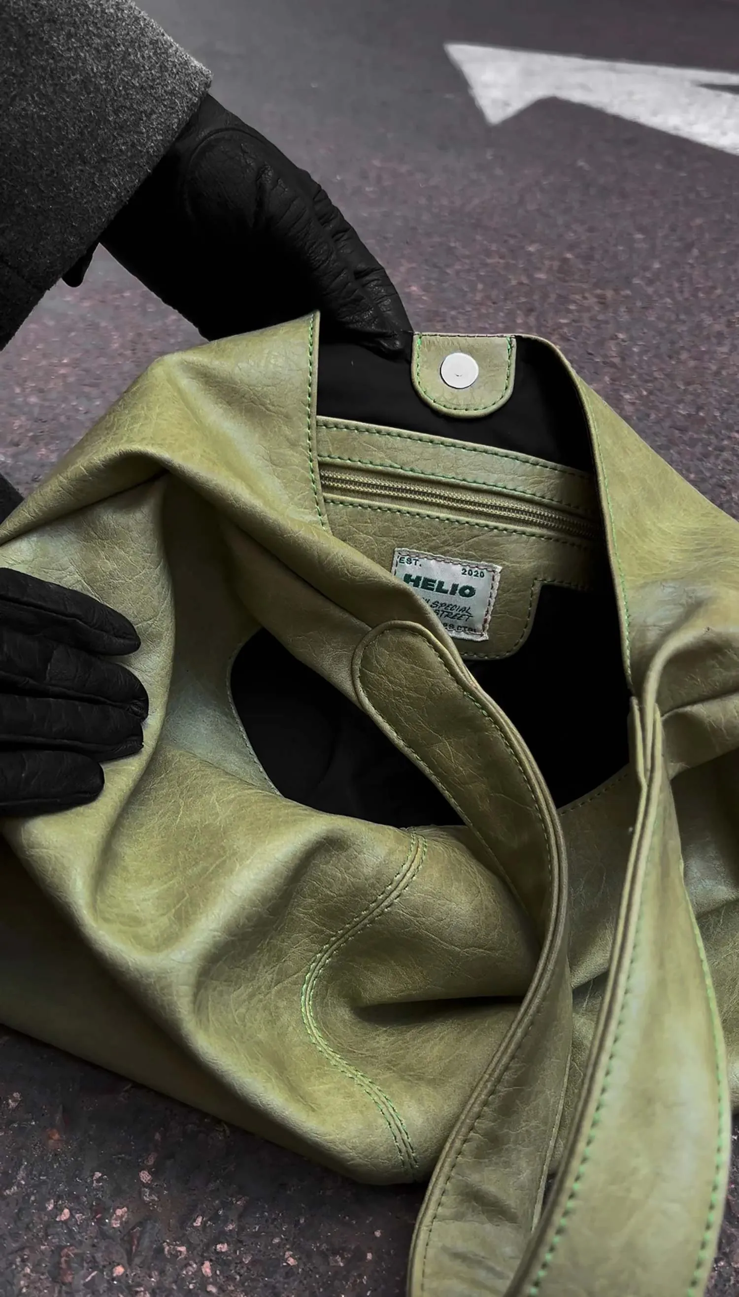 Hobo Leather Bag - Helio