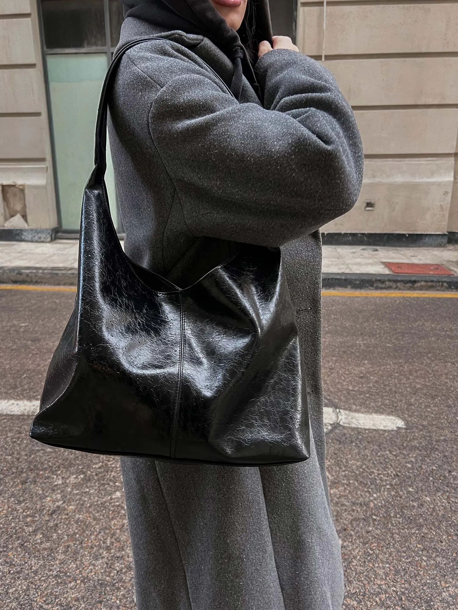 Hobo Leather Bag - Helio