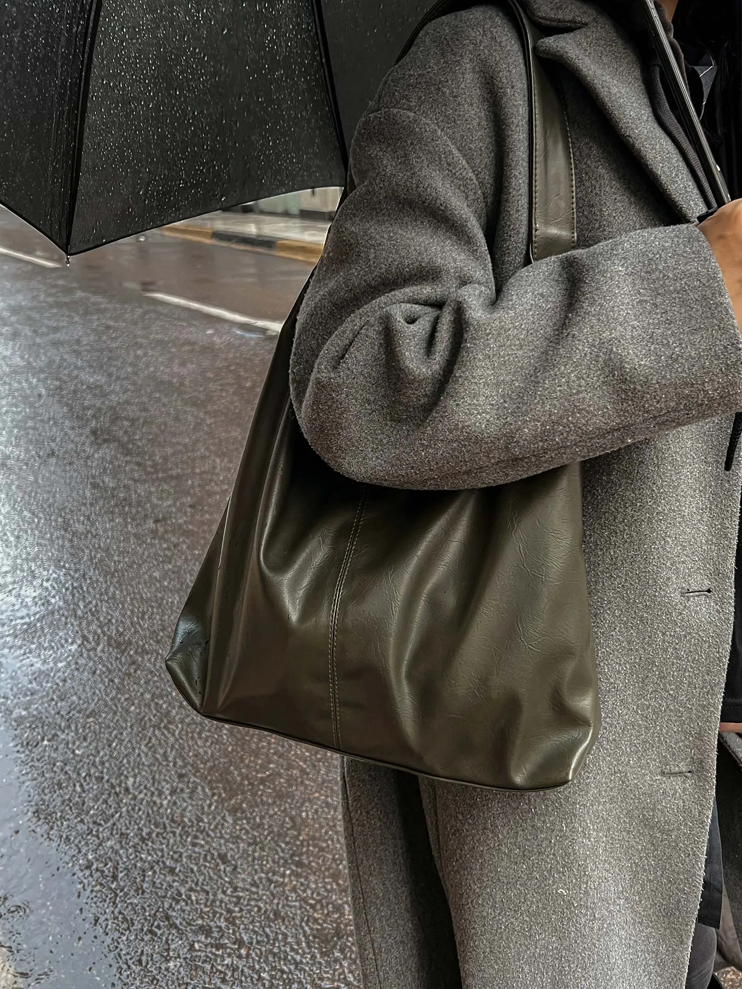 Hobo Leather Bag - Helio