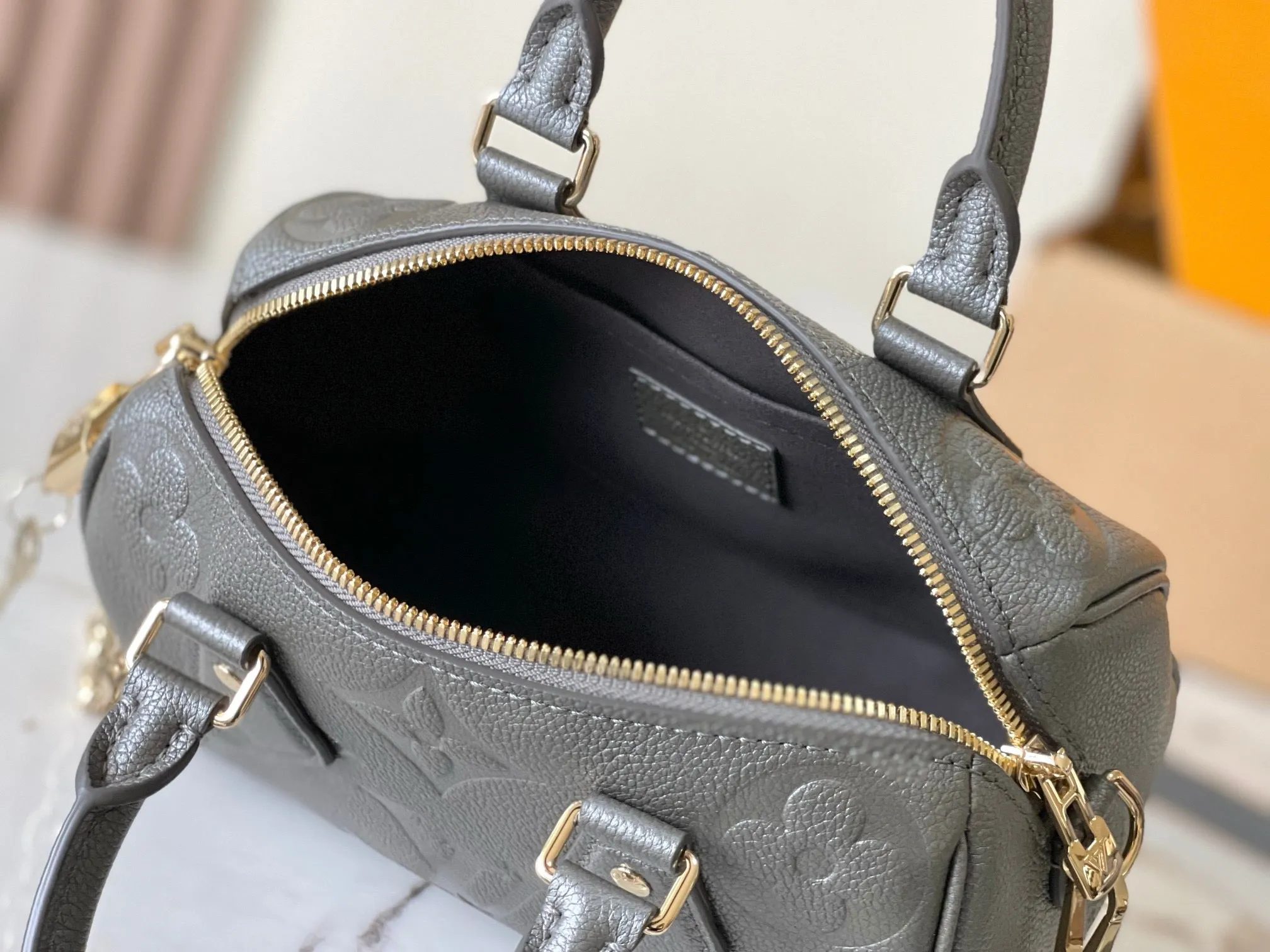 LB1125 Speedy Bandoulière 20 / HIGHEST QUALITY VERSION / 7.9 x 5.9 x 4.9 inches