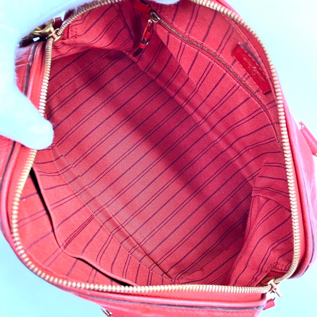 LOUIS VUITTON Empreinte Speedy 25