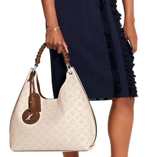 LOUIS VUITTON MONOGRAM CARMEL MAHINA HOBO BAG-PEACH/ IVORY