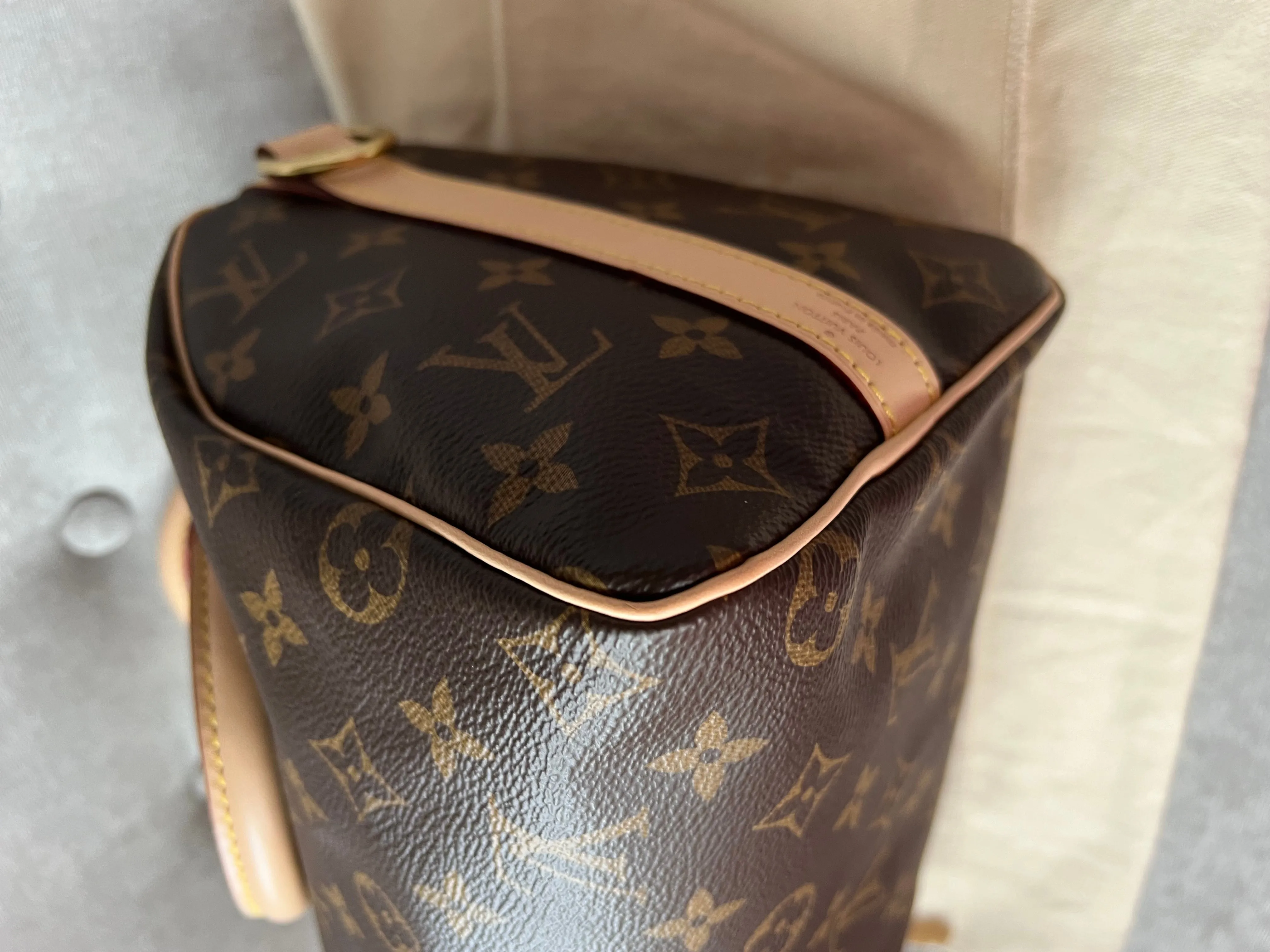 Louis Vuitton Speedy 25 Bandouliere Monogram (RRP £1,420)