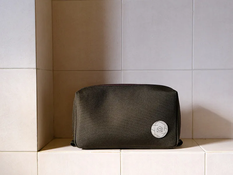 Romeo - Wash Kit   Smith Crossbody // Forest Green