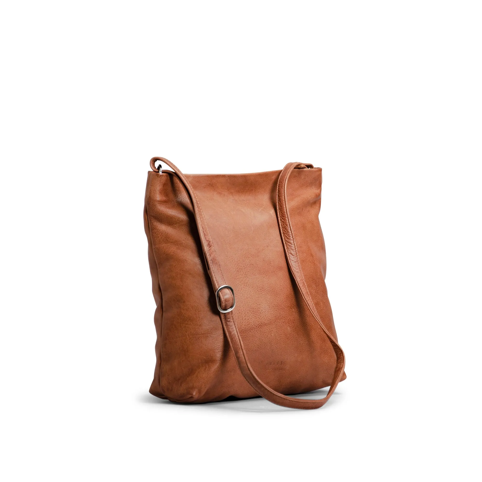 stillKhloe Hobo